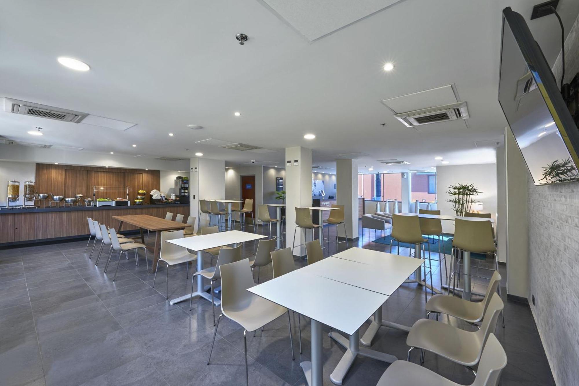 Hotel Express By Marriott Queretaro
