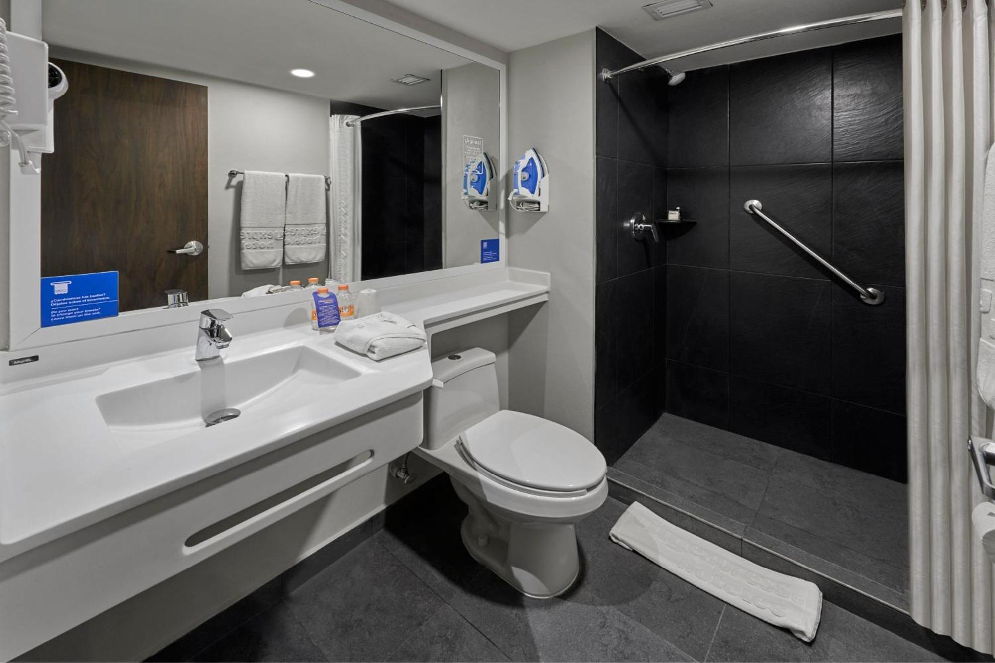 Express By Marriott Hotel