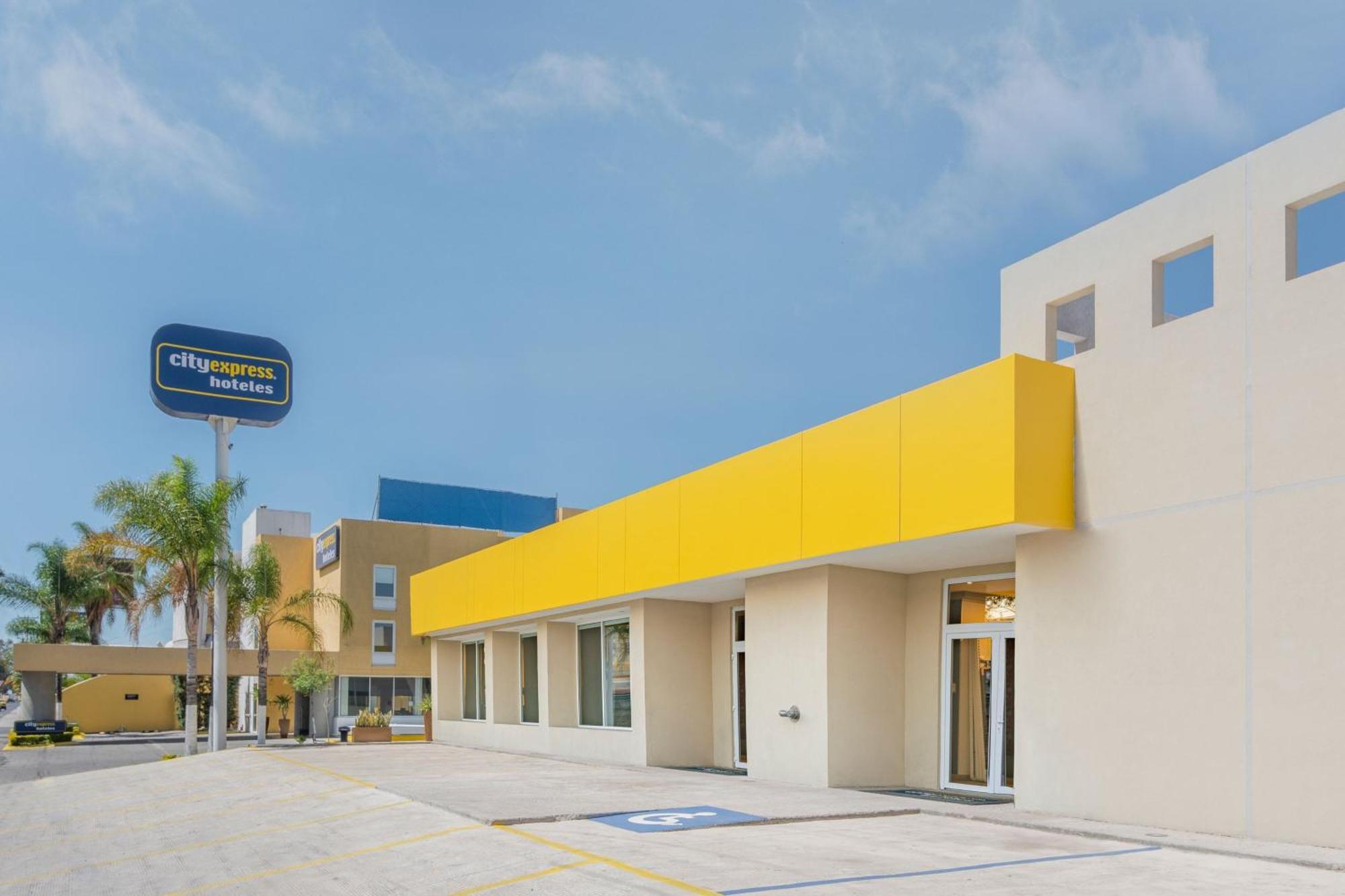 Express By Marriott Hotel