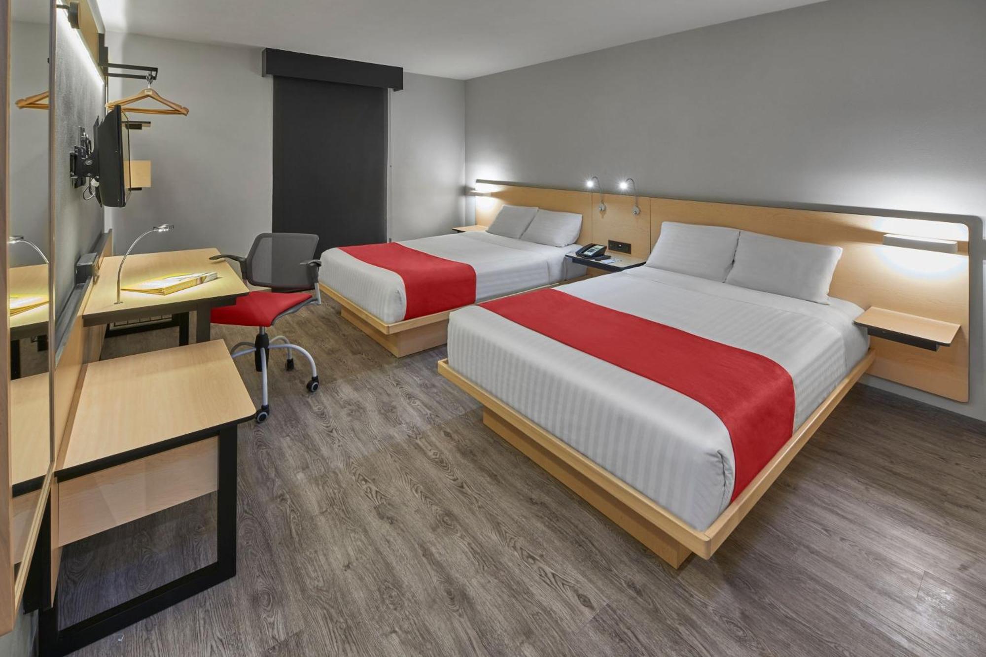 Express By Marriott Hotel 4*