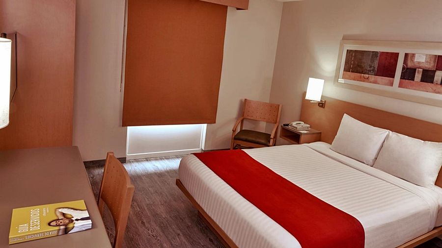 Express By Marriott Queretaro